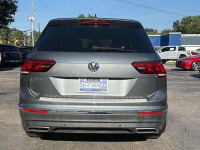2020 Volkswagen Tiguan SE R-Line Black