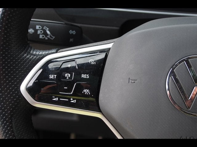 2022 Volkswagen Tiguan SEL R-Line