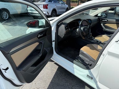 2019 Volkswagen Jetta SEL Premium