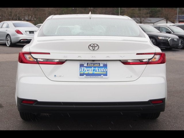 2025 Toyota Camry LE