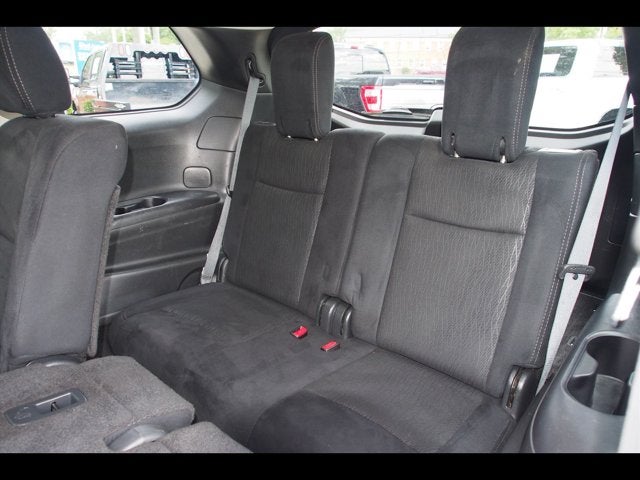 2015 Nissan Pathfinder SV