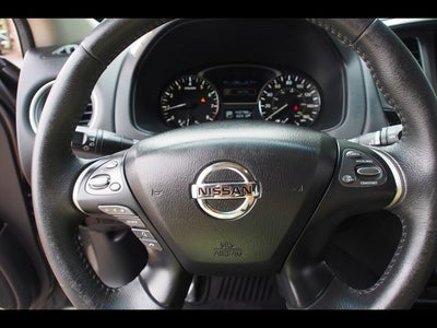 2015 Nissan Pathfinder SV
