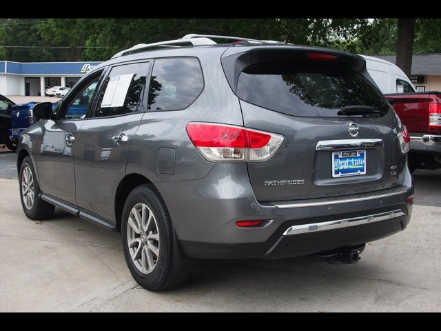 2015 Nissan Pathfinder SV
