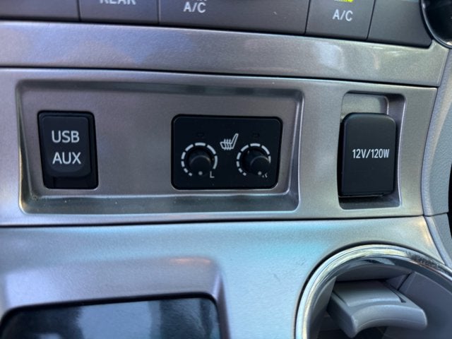 2012 Toyota Highlander SE