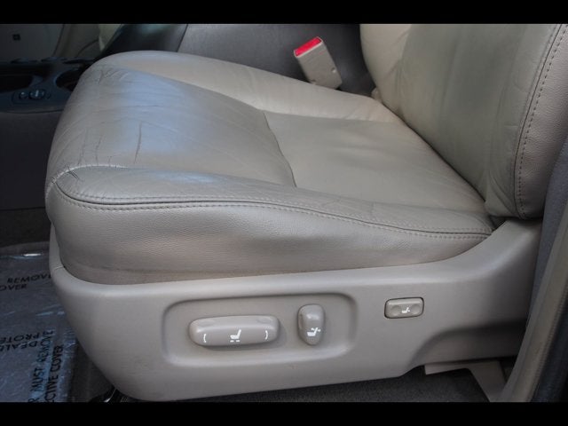 2005 Toyota Sequoia SR5