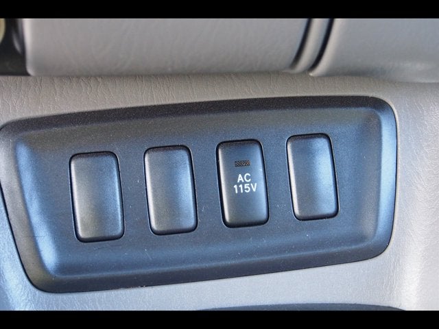 2005 Toyota Sequoia SR5