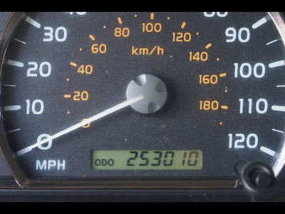2005 Toyota Sequoia SR5