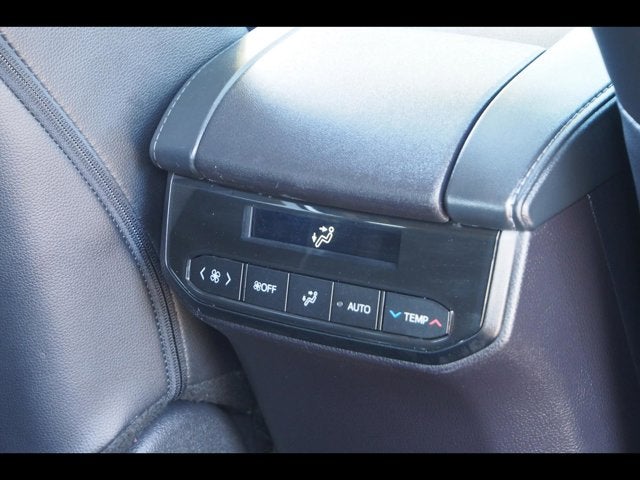 2025 Toyota Highlander Hybrid XLE