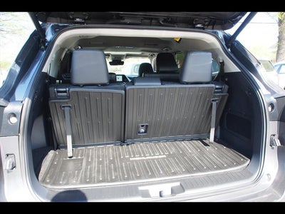 2025 Toyota Highlander Hybrid XLE