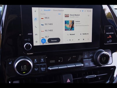 2025 Toyota Highlander Hybrid XLE