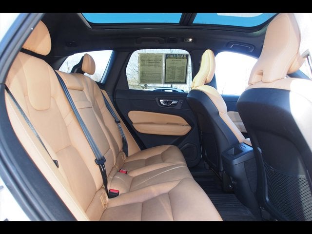 2019 Volvo XC60 Momentum