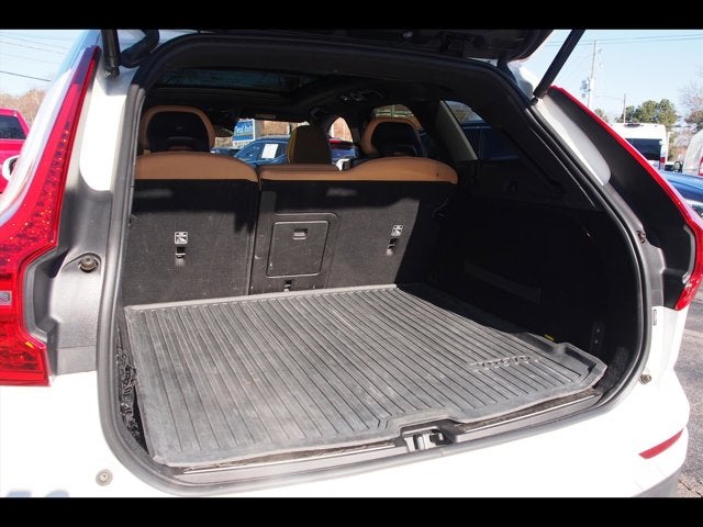 2019 Volvo XC60 Momentum