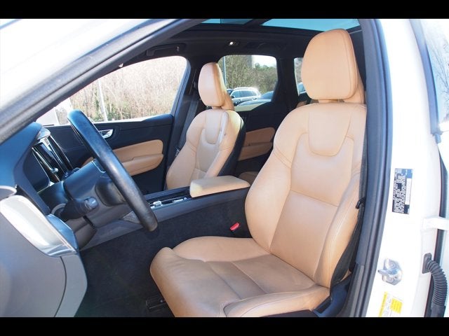 2019 Volvo XC60 Momentum