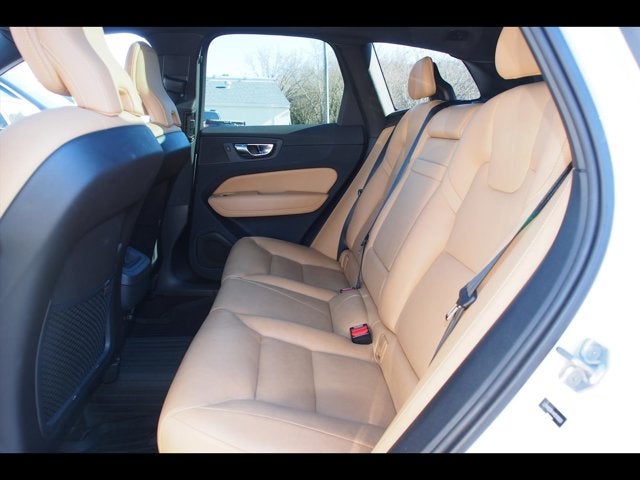 2019 Volvo XC60 Momentum