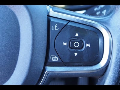 2019 Volvo XC60 Momentum