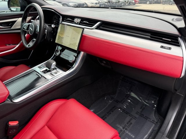 2021 Jaguar XF R-Dynamic SE