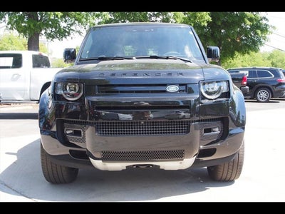 2024 Land Rover Defender V8