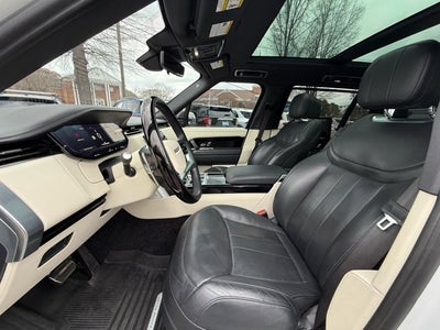 2023 Land Rover Range Rover SE