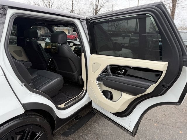 2023 Land Rover Range Rover SE