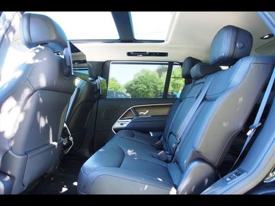 2025 Land Rover Range Rover SE