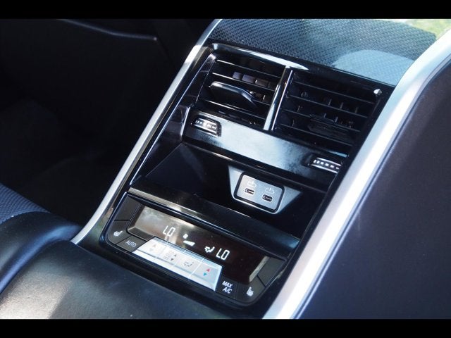 2023 BMW 8 Series M850i