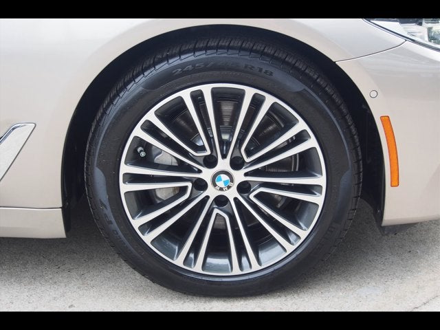 2019 BMW 5 Series 530i xDrive