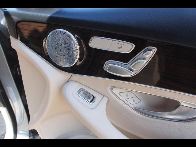 2019 Mercedes-Benz GLC GLC 300