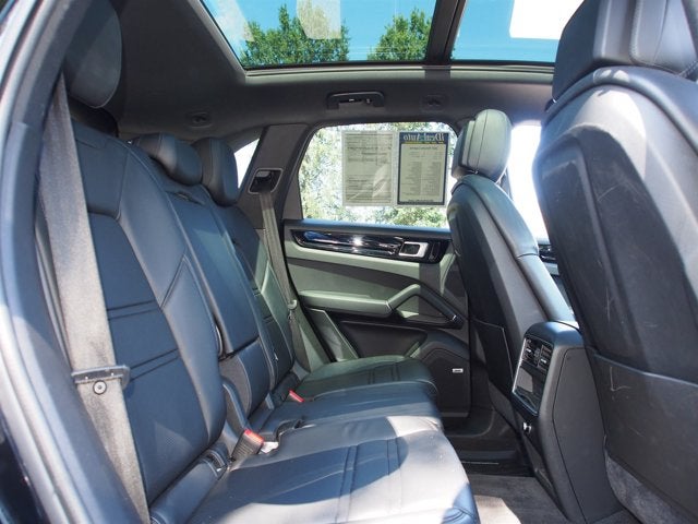 2021 Porsche Cayenne Base
