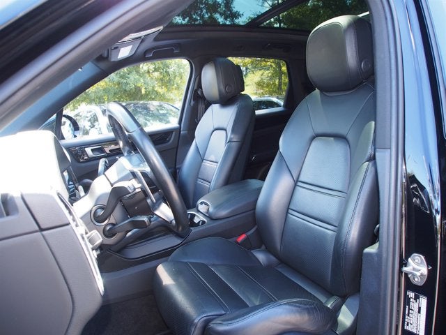 2021 Porsche Cayenne Base