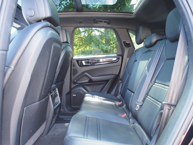 2021 Porsche Cayenne Base