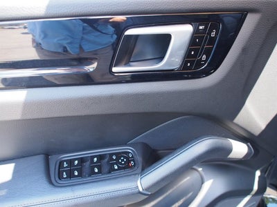 2021 Porsche Cayenne Base