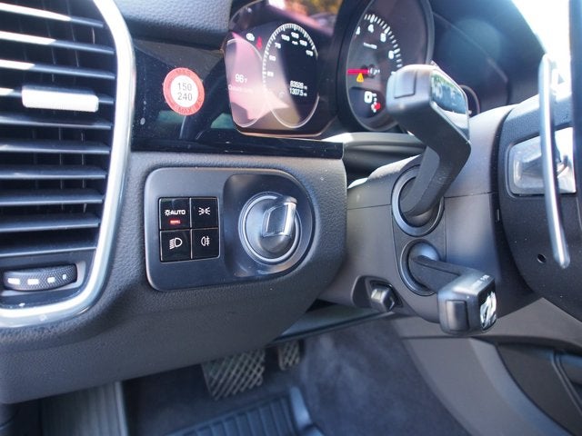 2021 Porsche Cayenne Base
