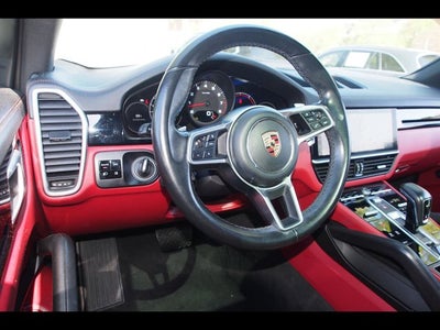2020 Porsche Cayenne Base