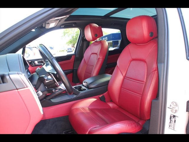 2020 Porsche Cayenne Base