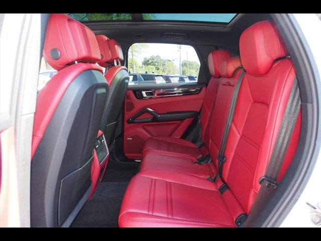 2020 Porsche Cayenne Base