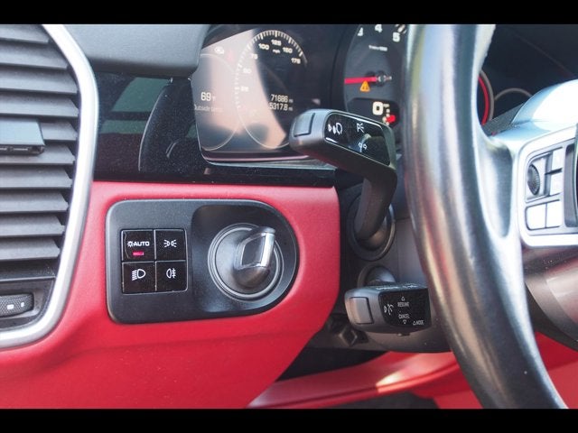 2020 Porsche Cayenne Base