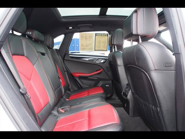 2018 Porsche Macan S