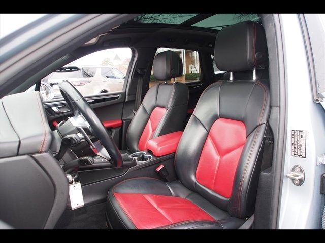 2018 Porsche Macan S