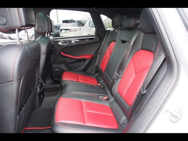 2018 Porsche Macan S