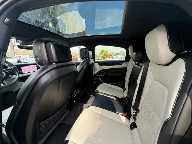 2024 Porsche Cayenne Coupe