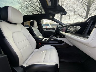 2024 Porsche Cayenne Coupe