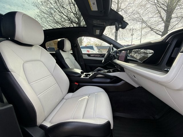 2024 Porsche Cayenne Coupe