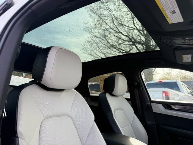 2024 Porsche Cayenne Coupe