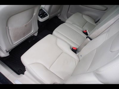 2021 Volvo XC90 Momentum