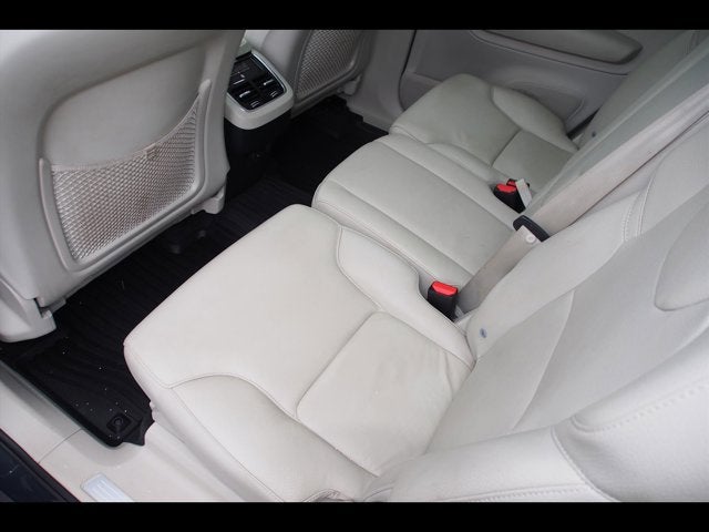 2021 Volvo XC90 Momentum