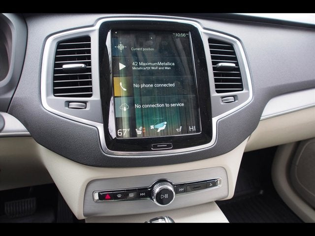 2021 Volvo XC90 Momentum