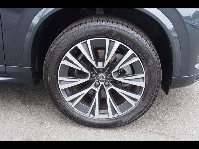 2021 Volvo XC90 Momentum