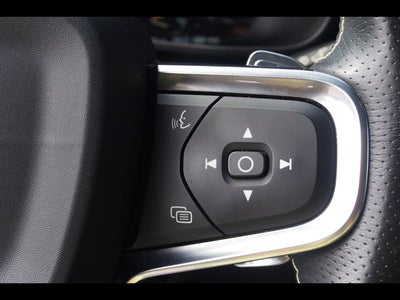2019 Volvo XC40 R-Design