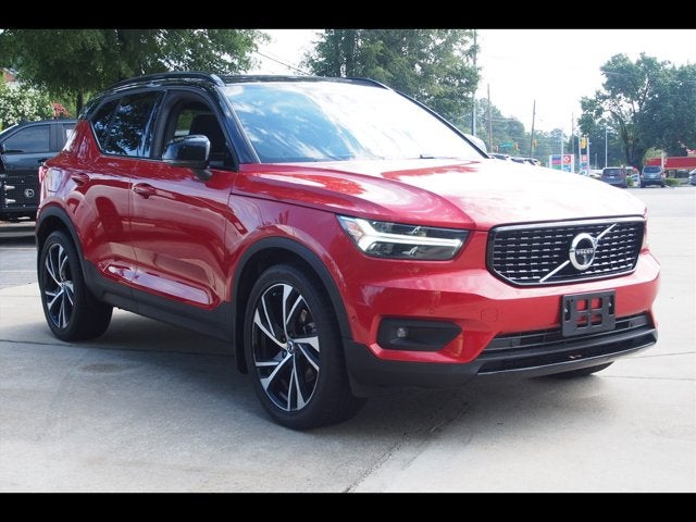 2019 Volvo XC40 R-Design