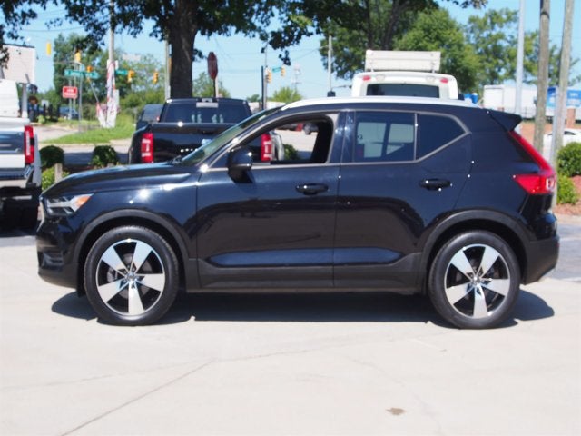 2019 Volvo XC40 T5 Momentum